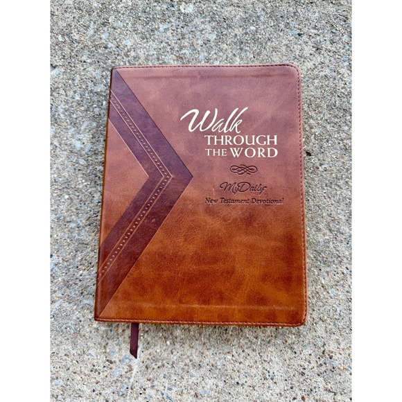 Other - NKJV Walk Through The Word New Testament Devotional Brown Faux Leather MyDaily